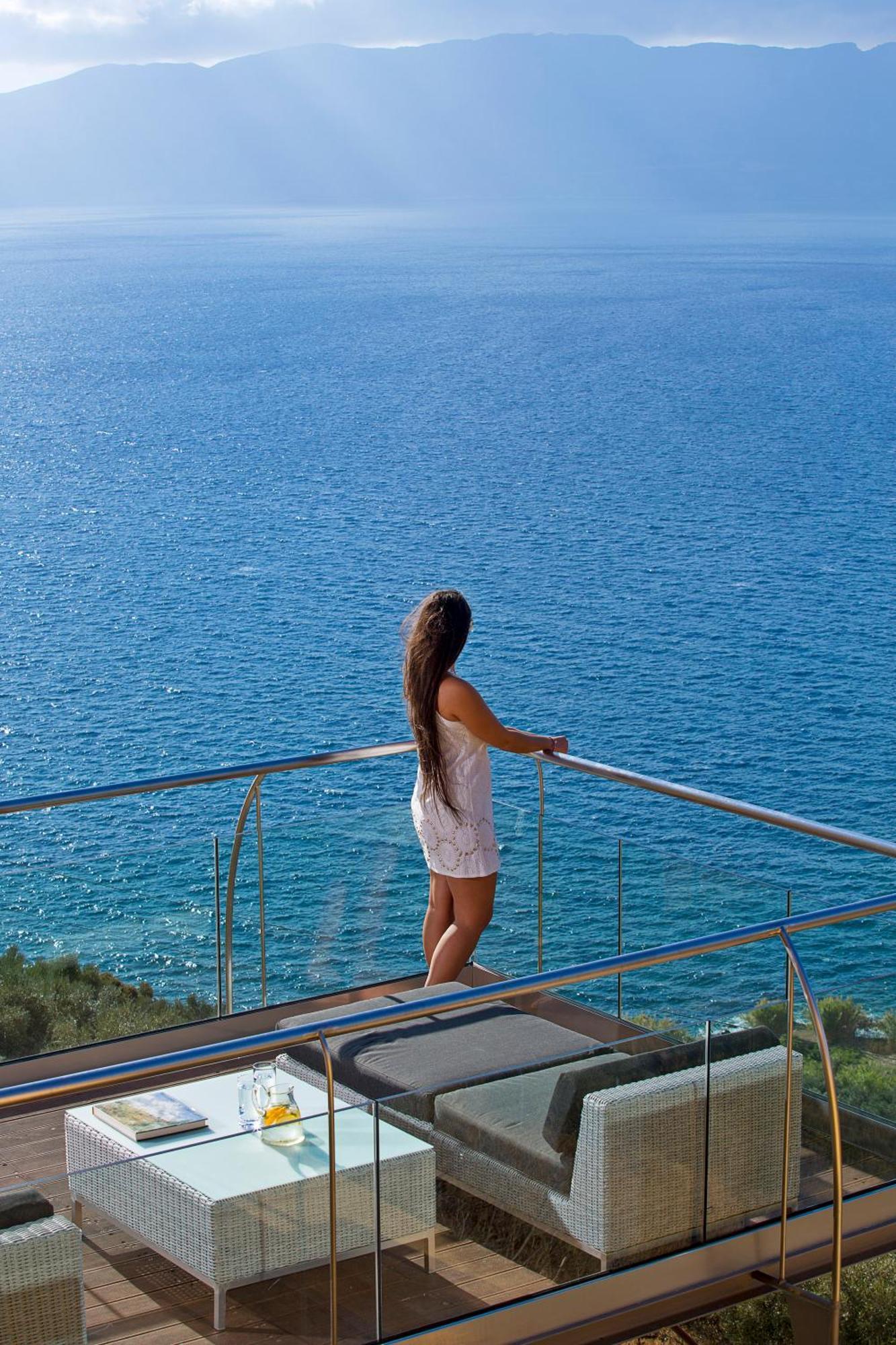 Beachfront Ravdoucha Epavlis Eleni Villa - Pool, Hot Tub, Gym, Sauna, Private Parking, Wifi Chania  Buitenkant foto