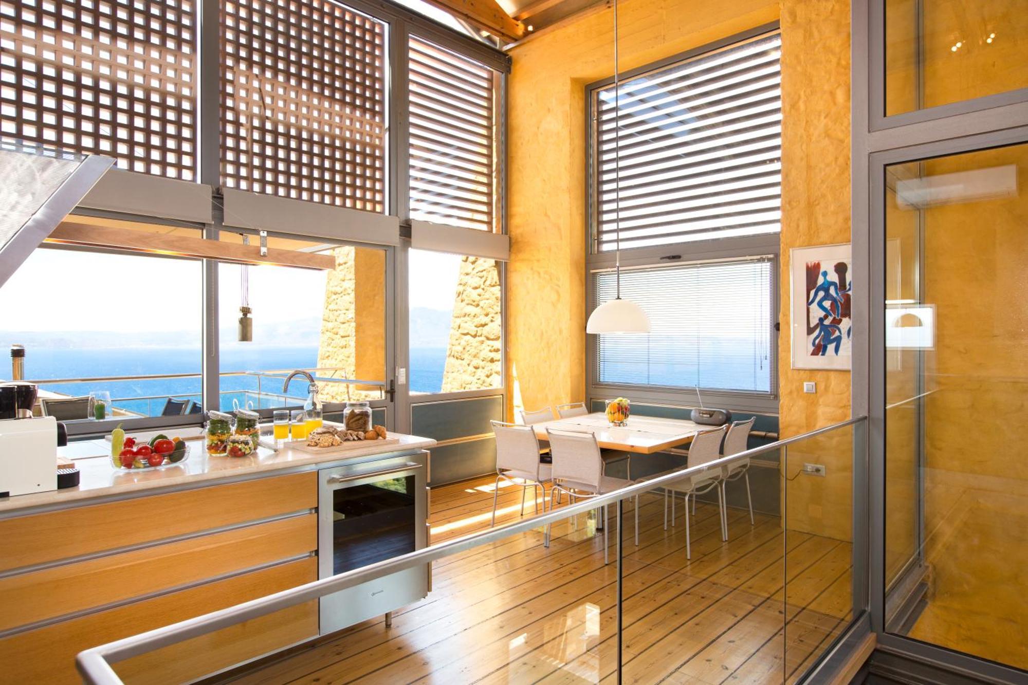 Beachfront Ravdoucha Epavlis Eleni Villa - Pool, Hot Tub, Gym, Sauna, Private Parking, Wifi Chania  Buitenkant foto