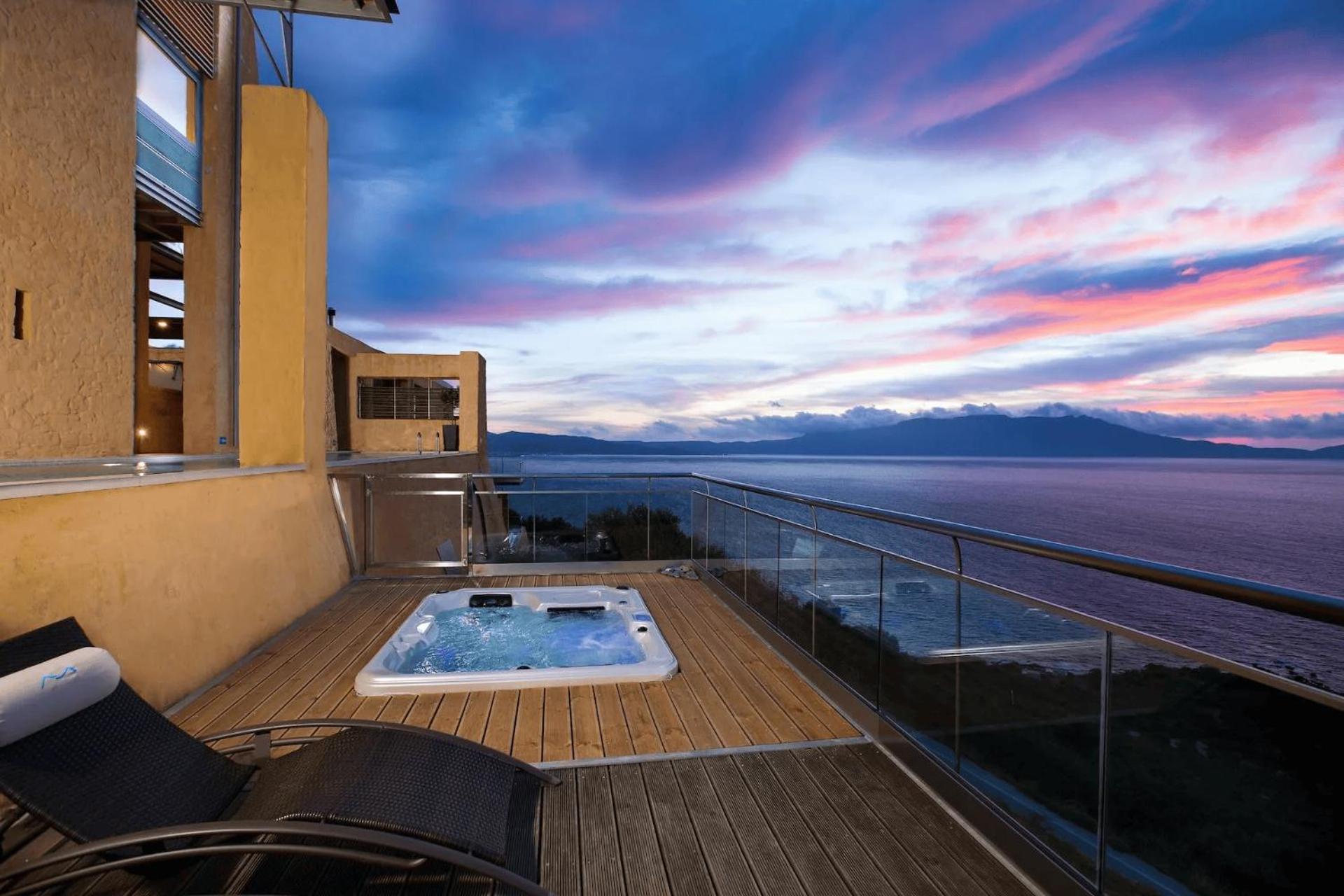 Beachfront Ravdoucha Epavlis Eleni Villa - Pool, Hot Tub, Gym, Sauna, Private Parking, Wifi Chania  Buitenkant foto
